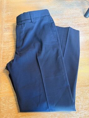 Banana Republic Slim Fit Pants - Navy size 32